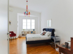 The Best Rent - Spacious and renovated multi-room apartment in the Missori area
